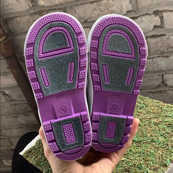 NWT Girls Western Chief Purple And Stars Rainboot - Picture 4 of 5